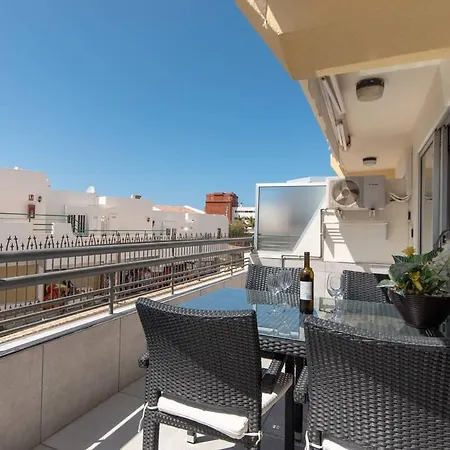 Santa Maria 67 - Two Bed Apartamento